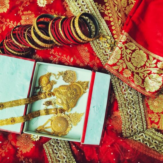 Noor Uncut Polki & Pearl Collar Necklace