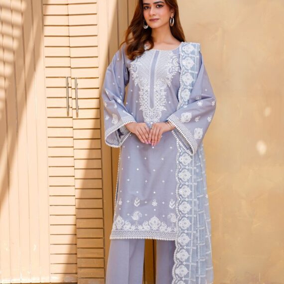 Zeenat Floral Embroidered 3PC